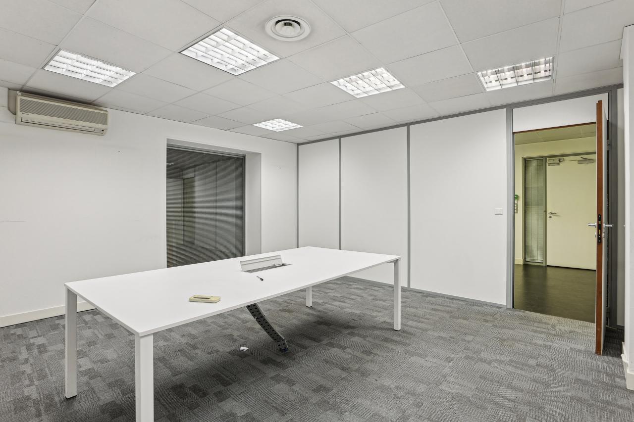 Bureau Paris 458m² Location bureau Paris OLBUR2424417 6